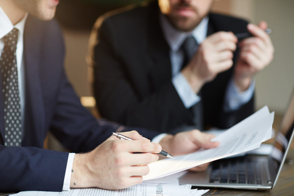 Estos son los servicios que ofrecen los procuradores a las empresas